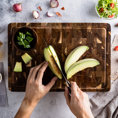 Mori no Takumi Acacia Wood Cutting Board