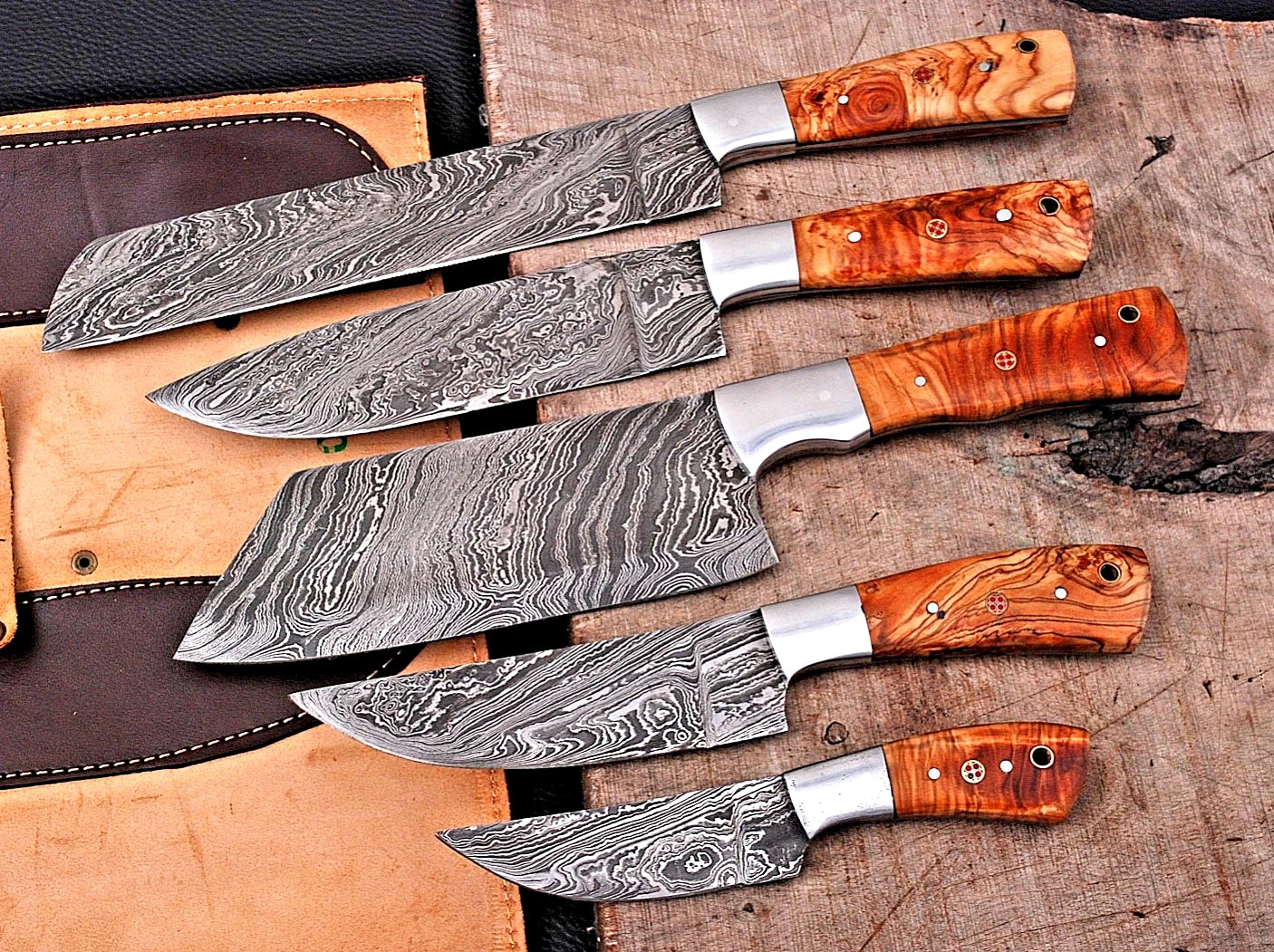 Kurogane 5-Piece Damascus Steel Knife Set and Leather Roll Bag